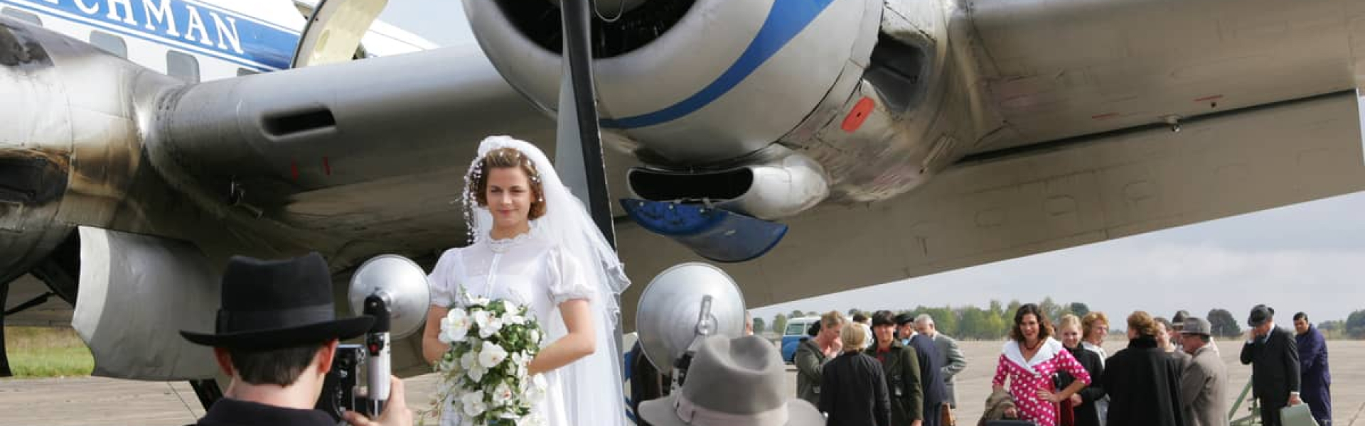 Bride Flight films NLZIET
