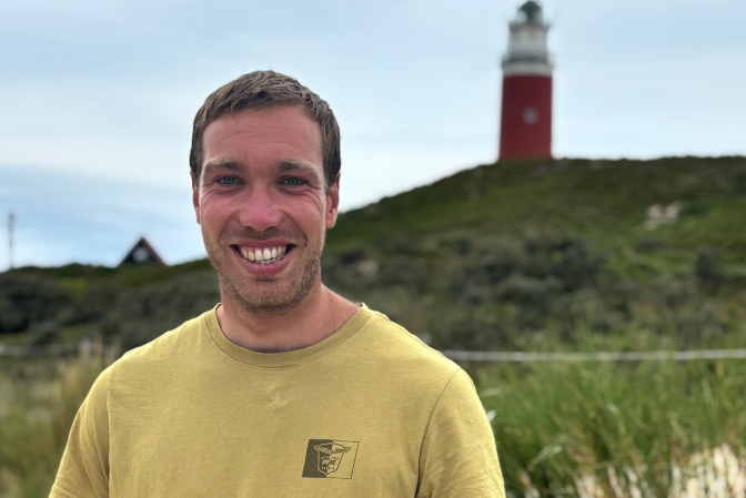 paul-daten-in-het-dorp-texel-nlziet